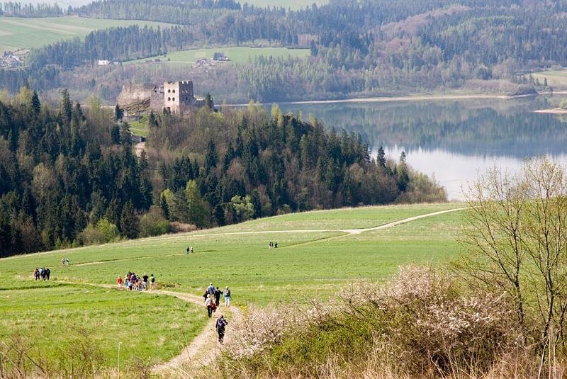 023.jpg - Zamek Czorsztyn - Panorama z Wielkiego Pola