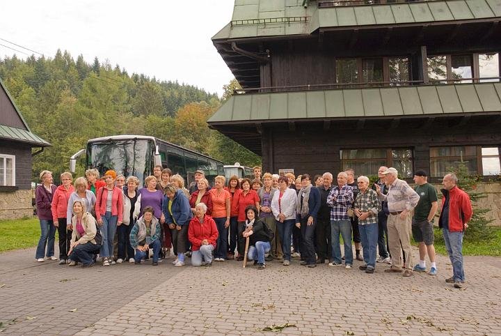 0669.jpg - Pamiątkowe zdjęcie w dniu wyjazdu